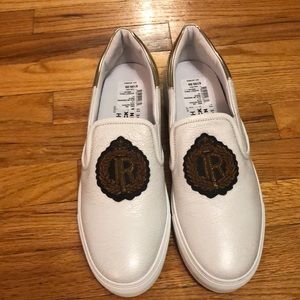 Men’s slip on sneakers